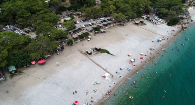 Sahil ve mesire alanları doldu taştı