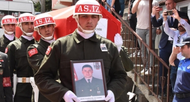 Şehit uzman çavuş, son yolculuğuna uğurlandı