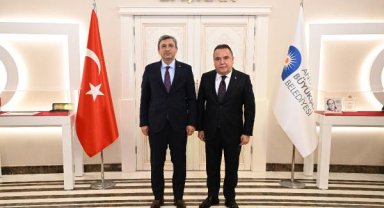 Vali Şahin, Başkan Böcek'i misafir oldu