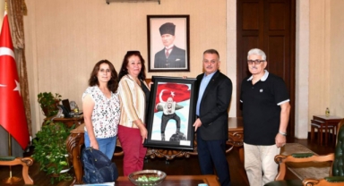 Yazıcı, Otizm Vakfı yönetimini ağırladı