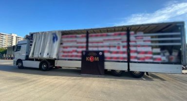 1 TIR makaron ele geçirildi