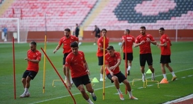 21 yıl sonra ilk maç