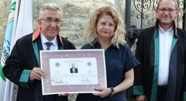 63 yaşında avukat oldu