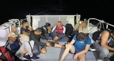 44 kaçak göçmen kurtarıldı 