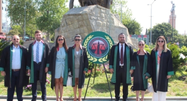 Anıta ‘Adli Yıl’ çelengi