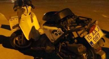 Cip ile elektrikli motosiklet çarpıştı