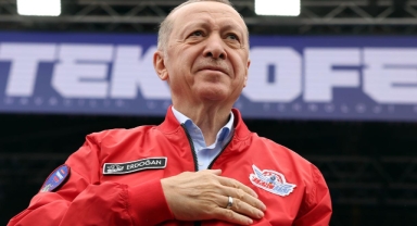 Cumhurbaşkanı Erdoğan: İzmirlinin iradesini çantada keklik görenlerin işi zor