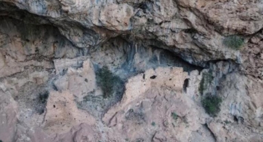 Gizemli manastır kurtarılmayı bekliyor