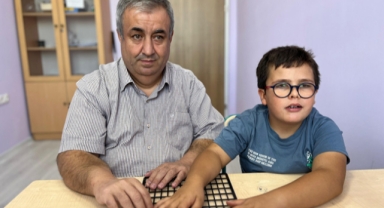 Görme engelli halterci 47 yaşında öğretmen oldu