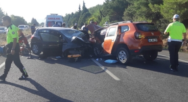 İki otomobil çarpıştı: 1 ölü, 3 yaralı
