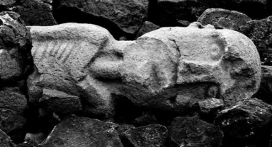  İnsan ve hayvan heykeli bulundu