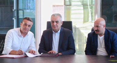 Konyaaltı’nda işçileri sevindiren protokol