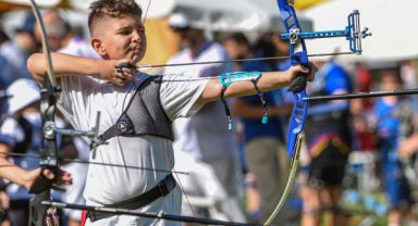  Minik okçuların mücadelesi