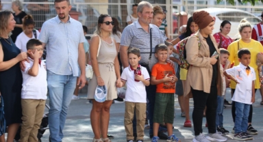 Okullarda yeni düzen: Veli ve ziyaretçilerin kayıtları tutulacak