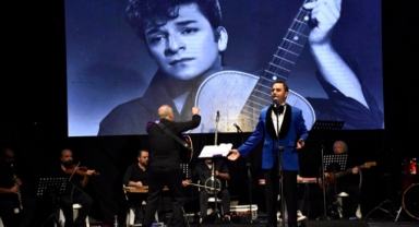 Ölümünün 27. yılında şarkılarla Zeki Müren