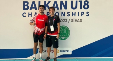 Ömer Çağrı’dan gümüş madalya