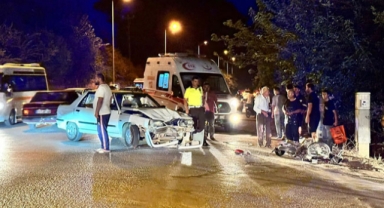 Otomobil ile motosiklet çarpıştı
