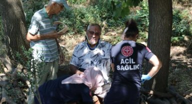 Otomobille dere yatağına uçtu