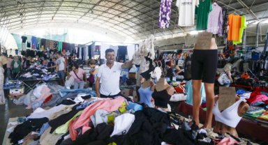  'Parselledikleri' kaldırımları binlerce liraya birbirine devrediyor