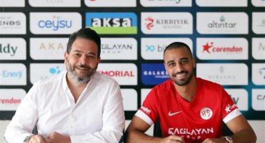 Ramzi Safuri resmen Antalyaspor'da