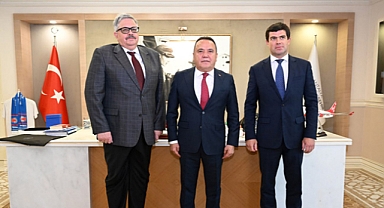 Rusya'dan Başkan Böcek'e ziyaret