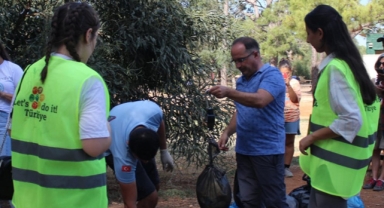 Sarısu'da çevre temizliği 