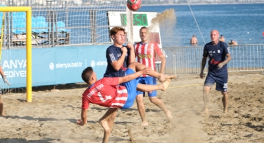 TFF Plaj Futbolu Ligi'nin Alanya etabı başladı