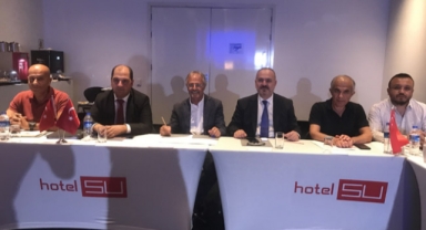 Yaş meyve sebze ihracatçıları Antalya'da 