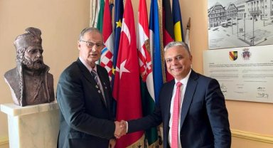 Muratpaşa ve Zigetvar kardeş kent oldu