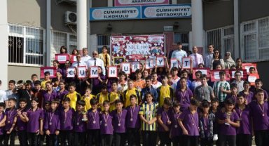 100. Yıl Futbol Turnuvası düzenlendi