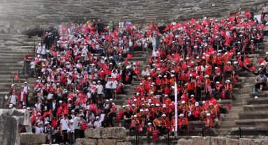 Antik tiyatroda kültürel etkinlik