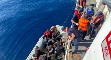 110 düzensiz göçmen kurtarıldı