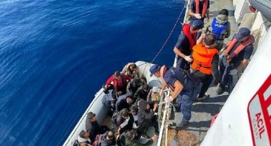 15 günde 2 bin 192 kaçak göçmen yakalandı