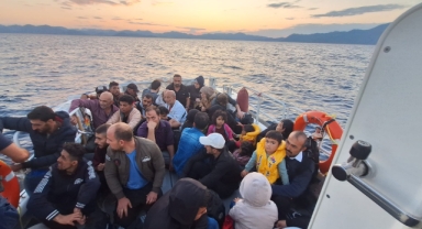 49 düzensiz göçmen kurtarıldı