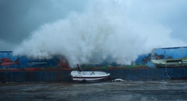 Akdeniz ve Karadeniz için fırtına uyarısı