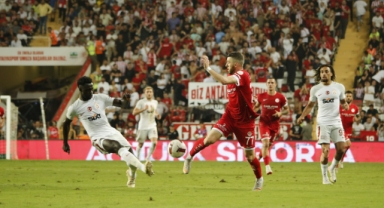 Akrep evinde mağlup: 0-2