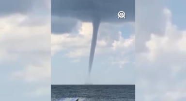 Alanya'da denizde hortum oluştu