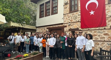 ALKÜ’lüler Gülüklü Çorba’yı öğrendi 