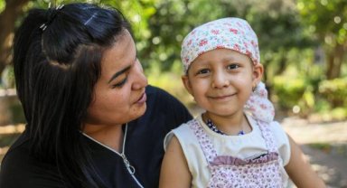 Annesinden ilik nakledildi