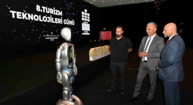 ‘Antalya Bilişim kentine dönüşebilir’