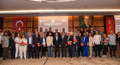 ‘Antalya bayrak kente dönüşecek’