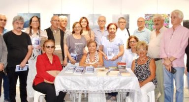 Antalya'da okurlarıyla buluştu