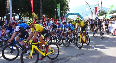 Bisiklet Turu'nda Kemer-Kalkan etabı başladı