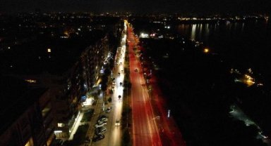 Cumhuriyet'in 100. yılına özel 'kırmızı-beyaz' aydınlatma