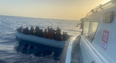 Datça'da 70 düzensiz göçmen kurtarıldı