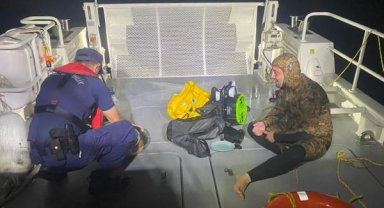 Deniz skuteri ile Yunan adasına kaçarken yakalandı
