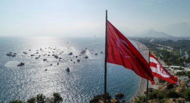 Denizde 'Cumhuriyet' çoşkusu