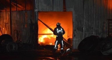 Döşemealtı'nda korkutan yangın