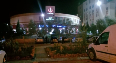 Eşini silahla vuran kişi intihar etti