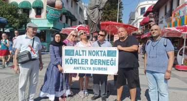 Tek arzuları eşit bireyler olarak yaşamak